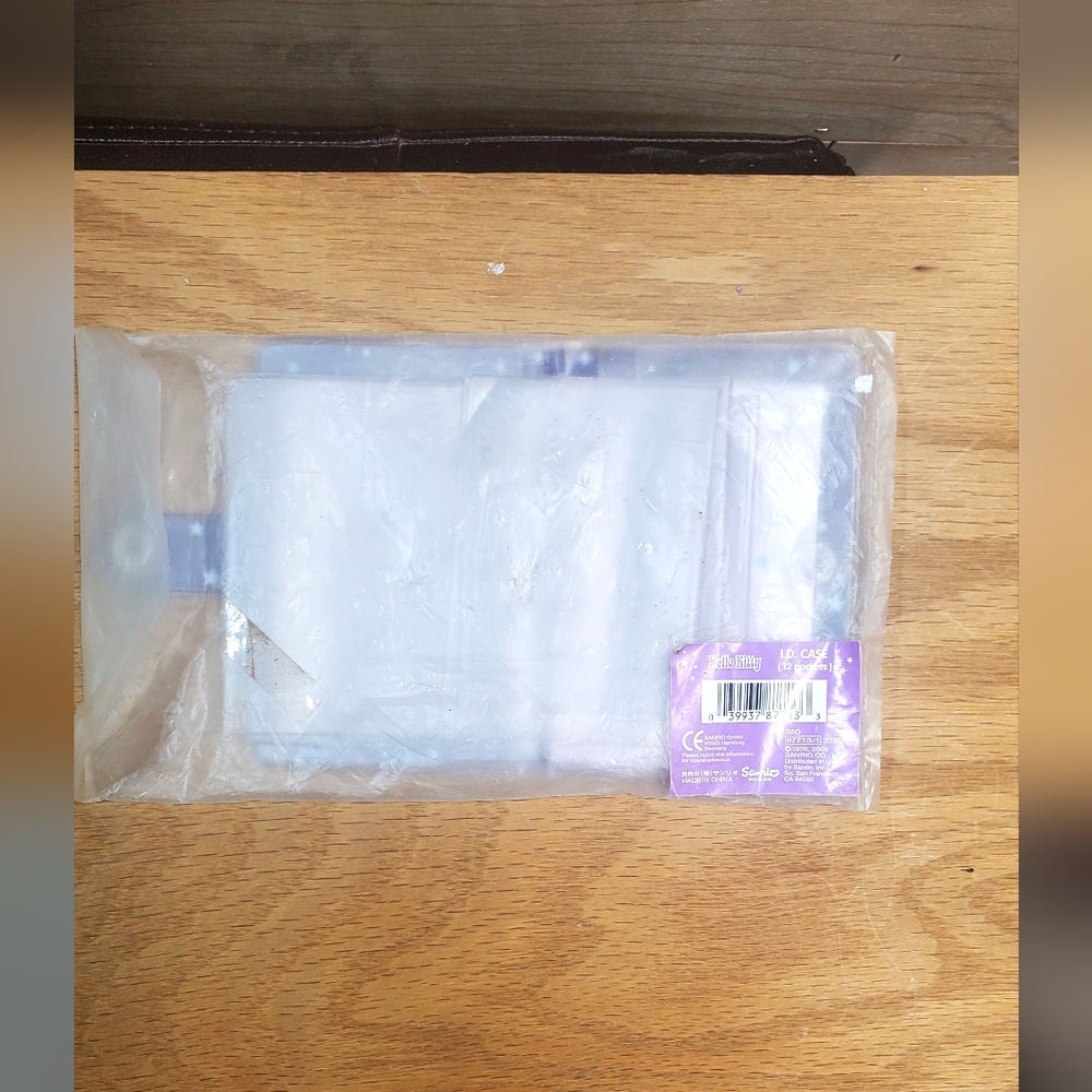 Aquarius Hello Kitty Wallet - image 2